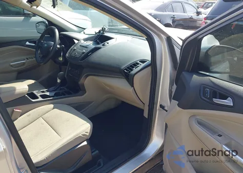 2017 Ford Escape Se from USA, damaged, VIN 1FMCU0GD2HUC37339